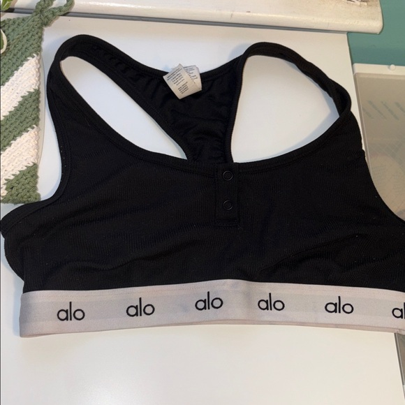 Set of 6 - ALO Yoga White Ribbed Bra & Boy Shorts Set - Picture 8 of 9